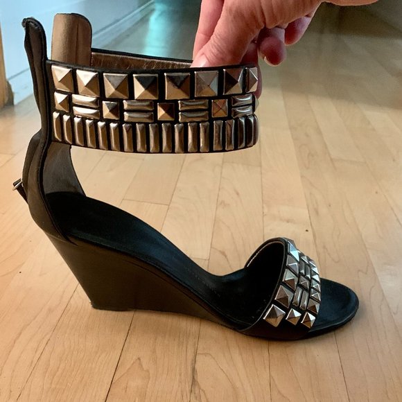 Vero Cuoio heels - Picture 1 of 4